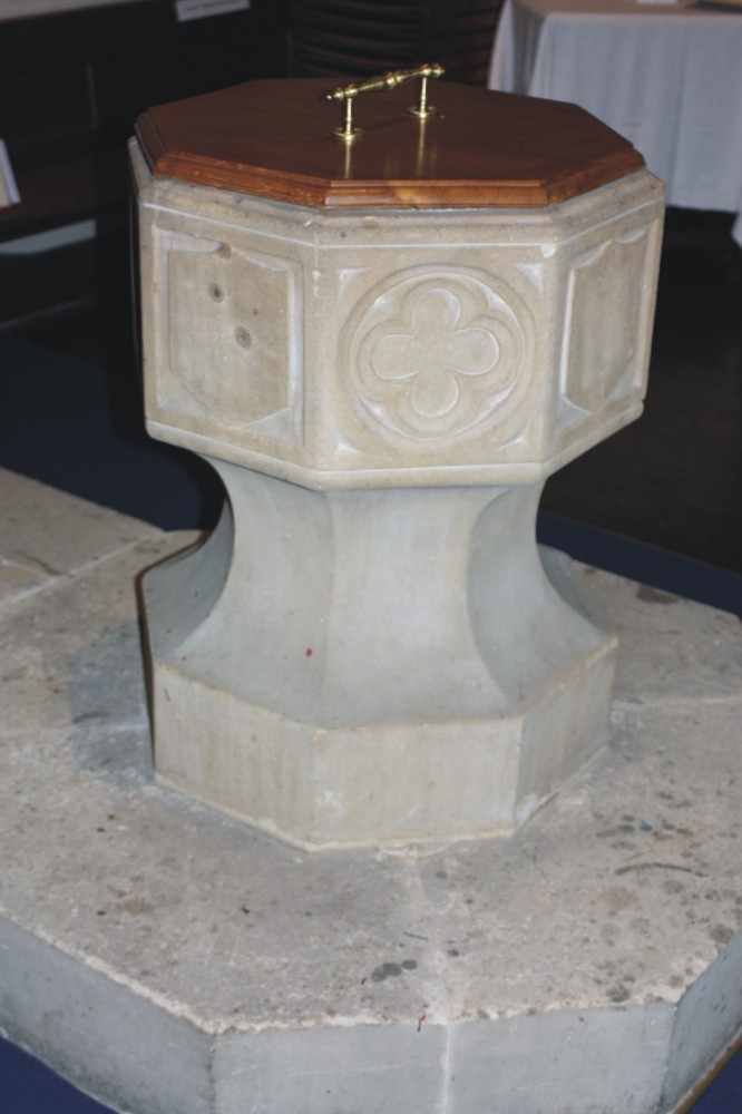 St Johns - Font